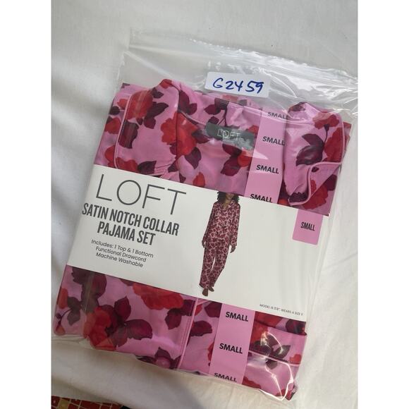 LOFT Pink and Red Floral Pajama Set - Picture 9 of 9